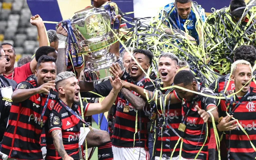 Flamengo vence Atlético-MG de novo e é campeão da Copa do Brasil